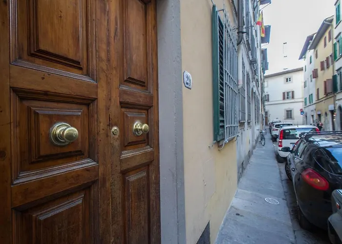 Charming Fiesolana Apartment In Heart Of Florence